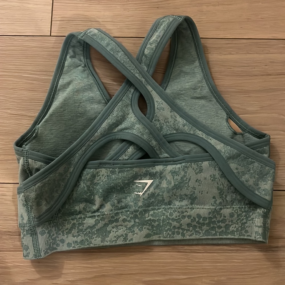 Gymshark set - Picture 3 of 5